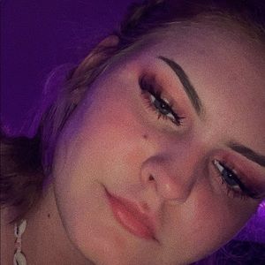 Meet your Posher, Joelene